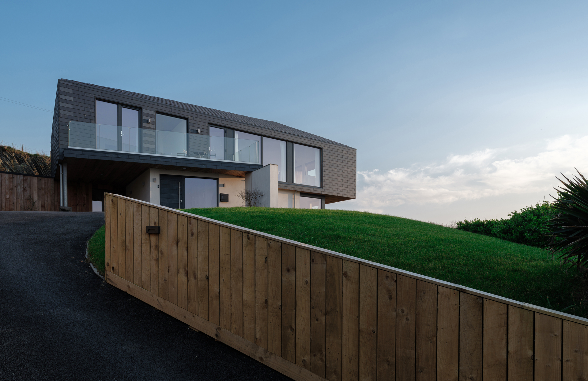 CUPACLAD PROVIDES THE NATURAL SOLUTION FOR NEW COASTAL HOME